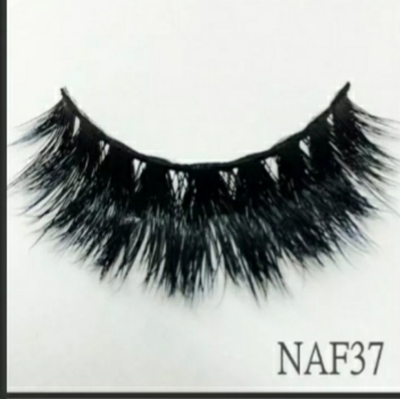 100% Mink eye lashes - Picture 4 of 13